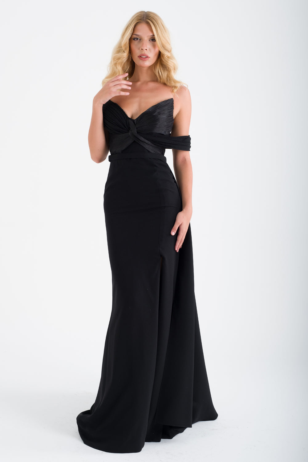 VELNORA Siyah Abiye Elbise