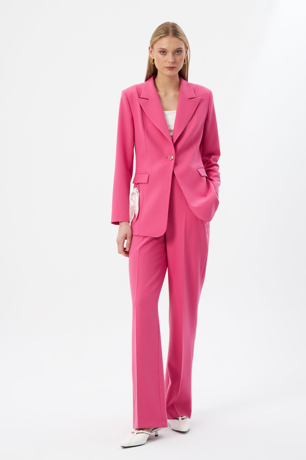 SOFIA Pembe Ofis Takımı